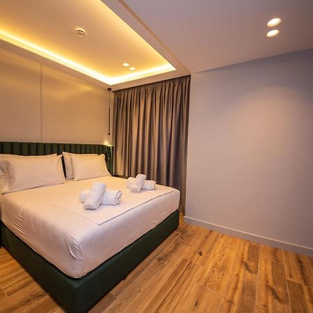 Hotel Lili-1 Sarandë Buitenkant foto