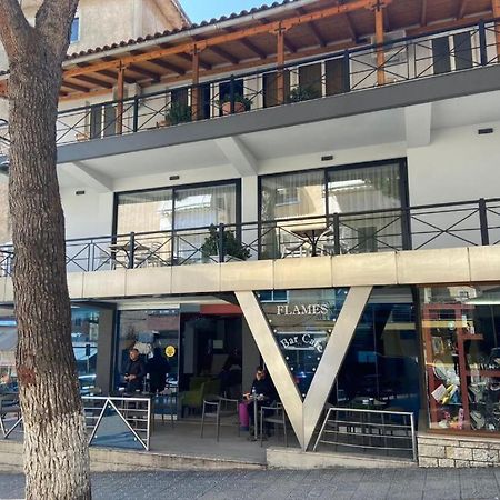 Hotel Lili-1 Sarandë Buitenkant foto